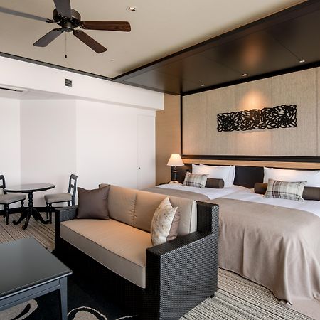 Hotel Monterey Okinawa Spa & Resort Onna Exterior photo Deluxe Ocean View Room