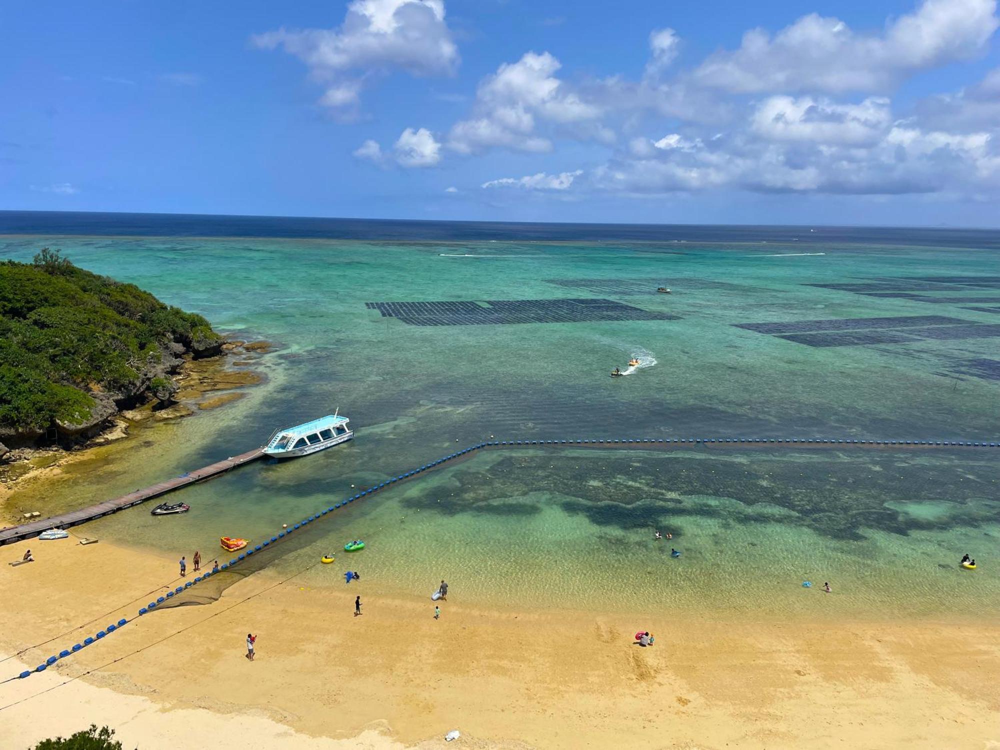 Hotel Monterey Okinawa Spa & Resort Onna Exterior photo View of the beach at the southern end of the island