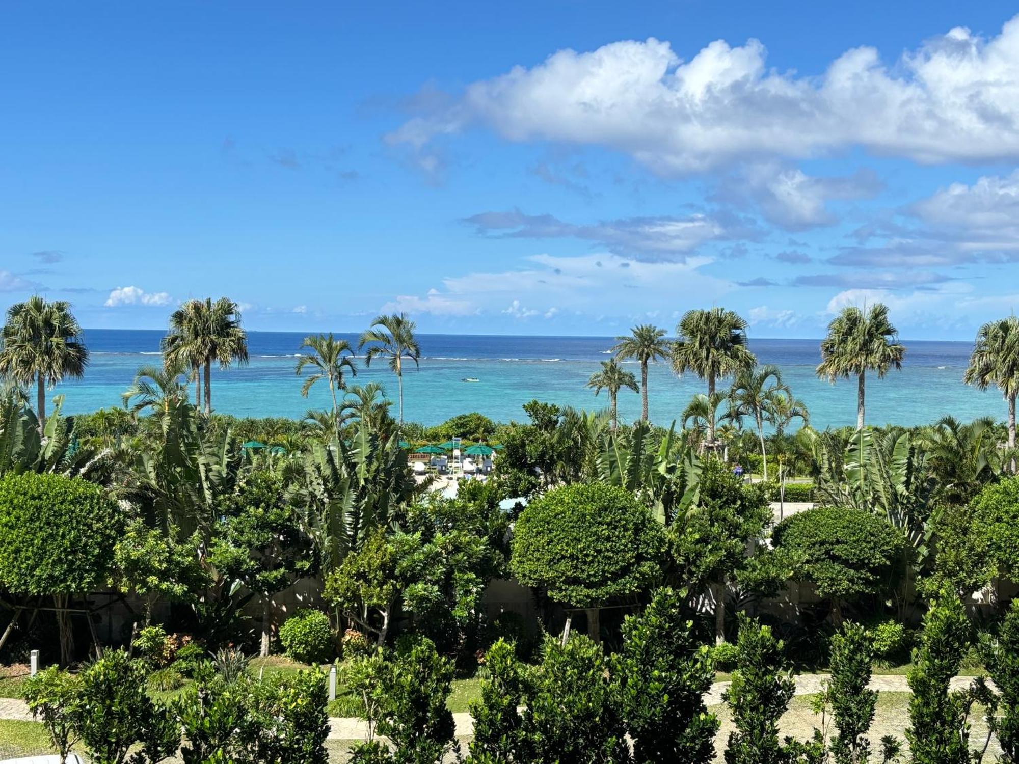 Hotel Monterey Okinawa Spa & Resort Onna Exterior photo View of the sea from the hotel