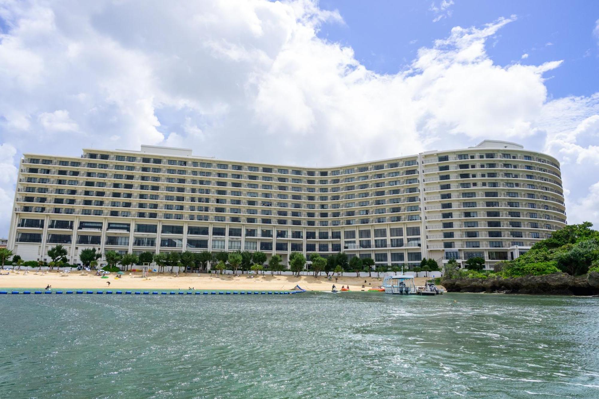 Hotel Monterey Okinawa Spa & Resort Onna Exterior photo Hilton Okinawa